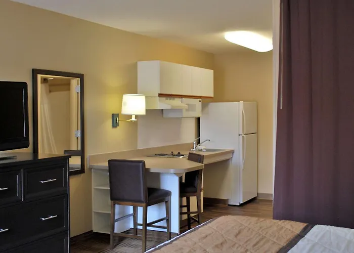 Extended Stay America Select Suites - Chicago - Naperville - East