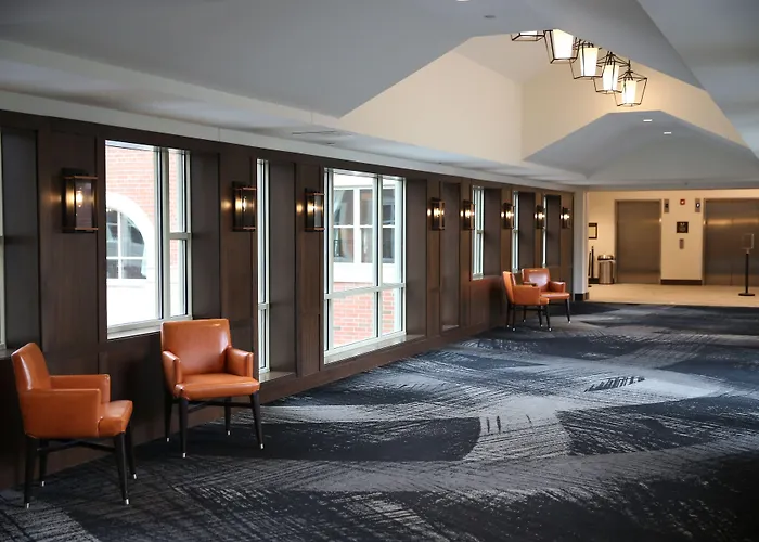 Hotel Indigo Naperville Riverwalk By Ihg